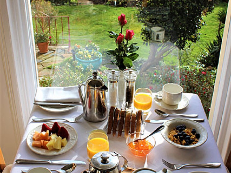 Frühstück im Bed & Breakfast Neil in Torquay