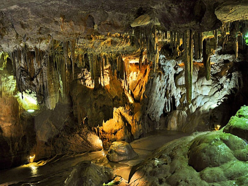 Tropfsteinhöhle Loire Tal