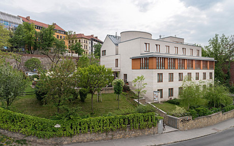 Schlosshotel front1