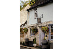 Pub Castle Cotswolds CastleCombe Willkommen