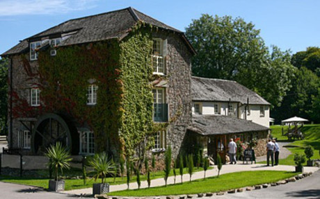 Historischer Mühlen Pub am Rande des Dartmoors