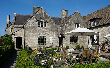 Landhotel Corfe Castle mit Terrasse