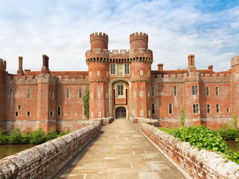 Wasserburg Herstmonceux Castle East Sussex - Urlaub Südostengland